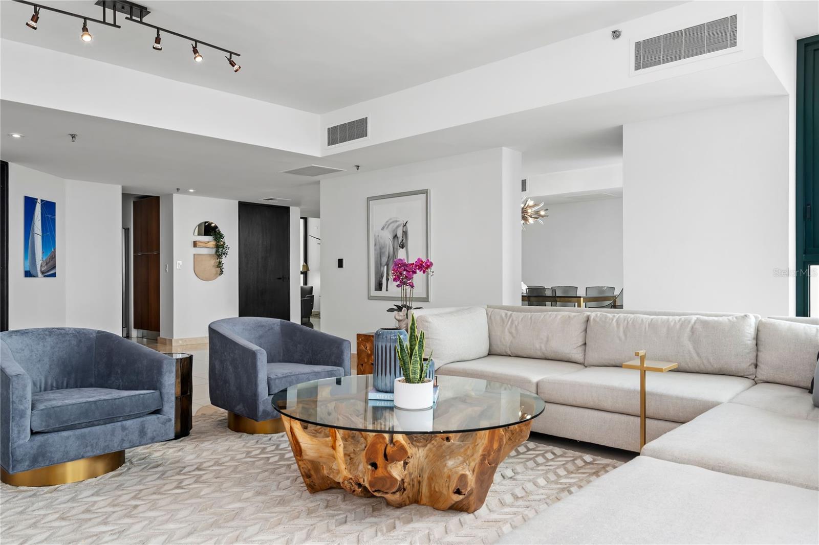 CARIBE PLAZA - Residential