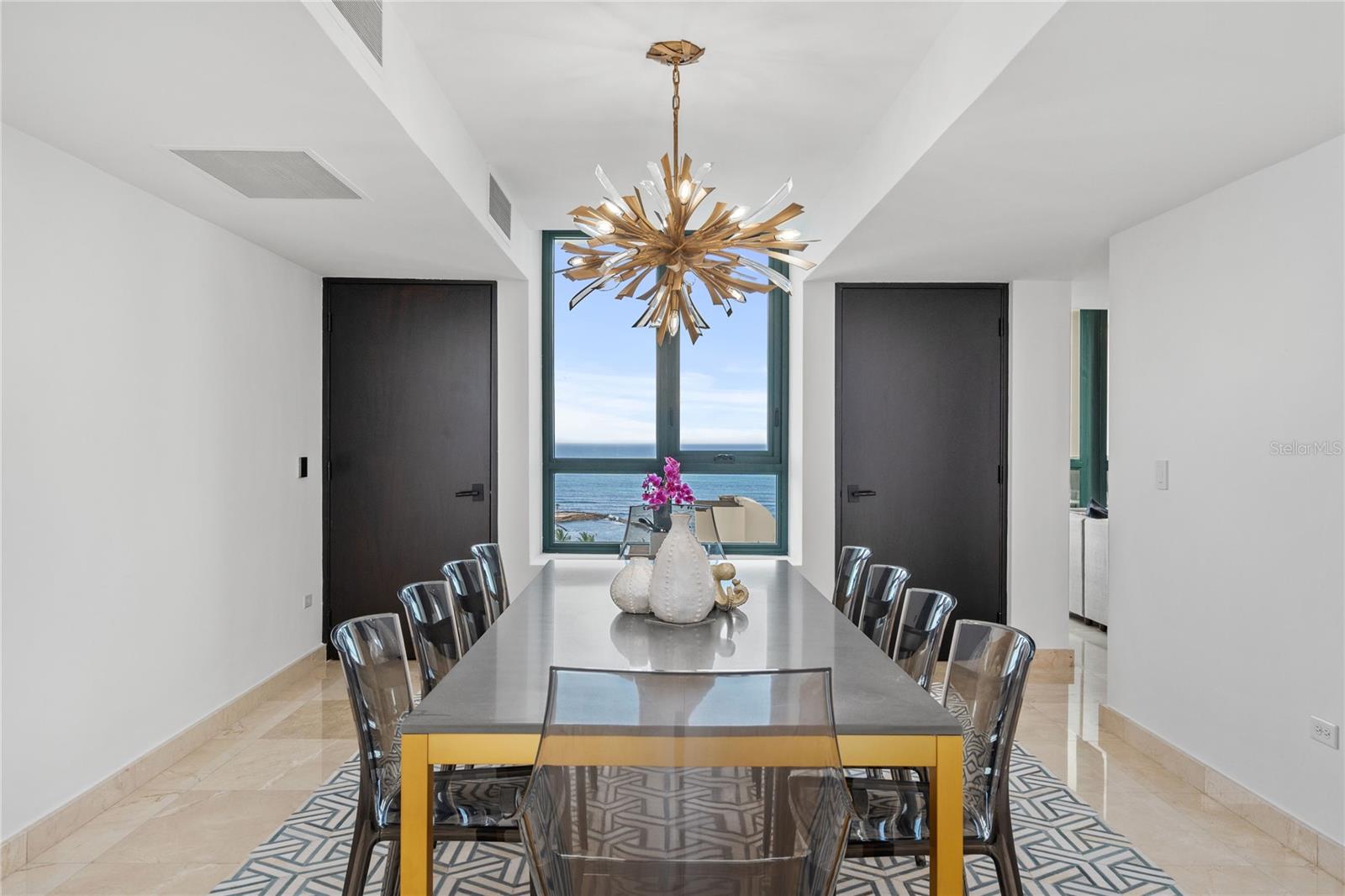 CARIBE PLAZA - Residential