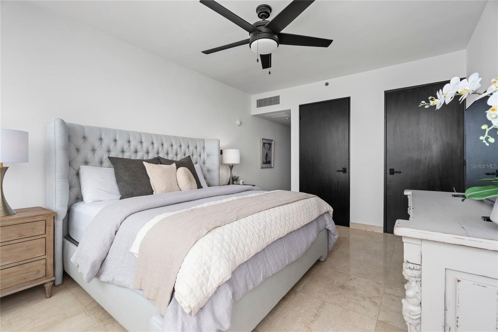 CARIBE PLAZA - Residential