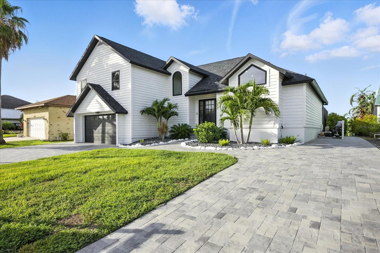6627 DOLPHIN COVE DRIVE