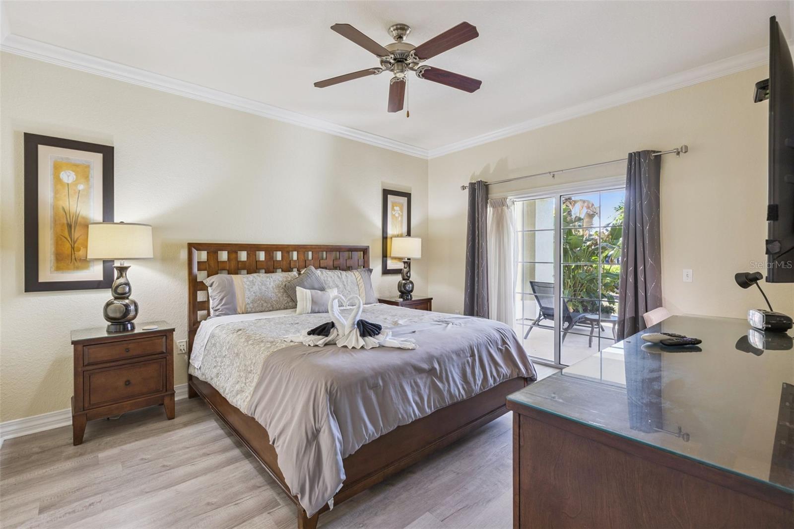 VILLAS AT REUNION SQUARE P9 CONDO - Residential