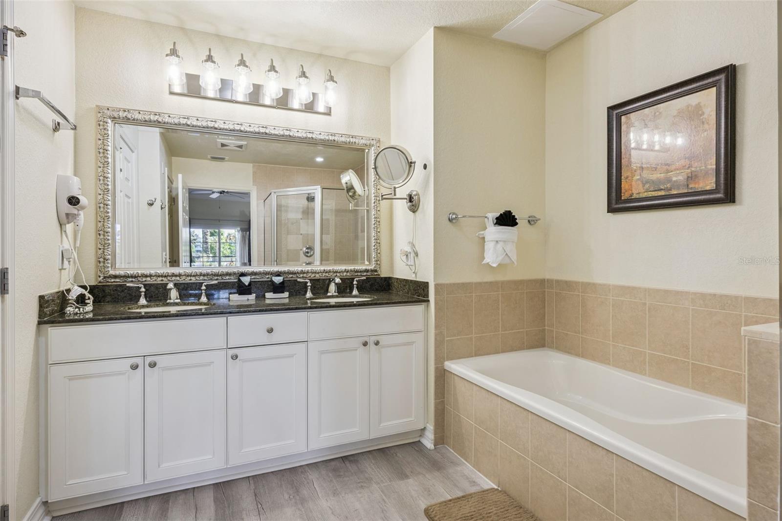 VILLAS AT REUNION SQUARE P9 CONDO - Residential