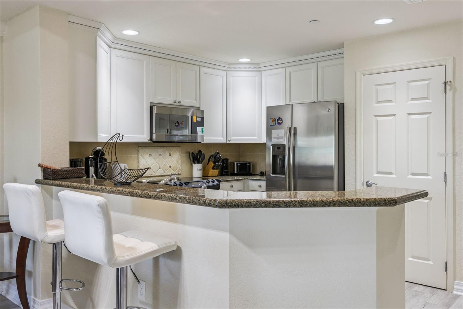 VILLAS AT REUNION SQUARE P9 CONDO - Residential