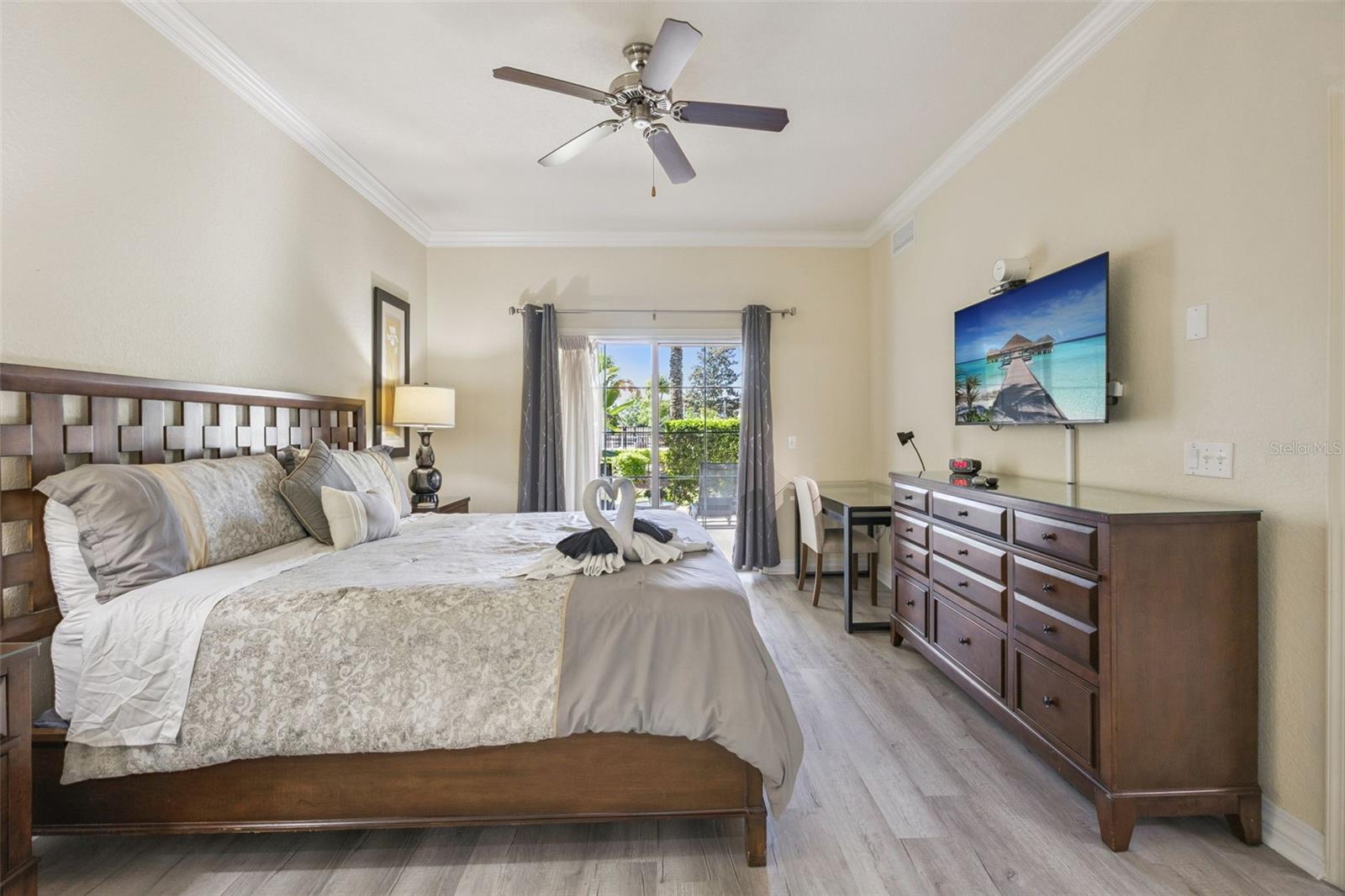 VILLAS AT REUNION SQUARE P9 CONDO - Residential