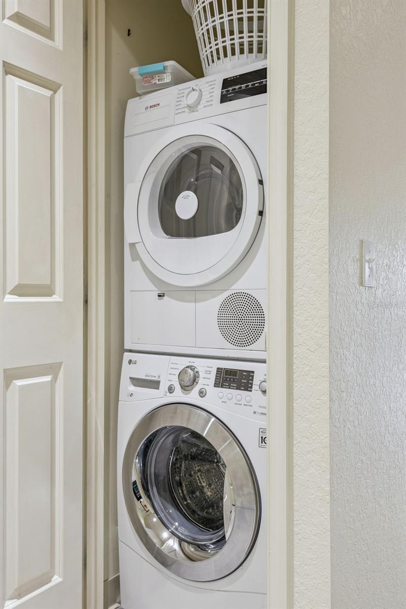 VILLAS AT REUNION SQUARE P9 CONDO - Residential