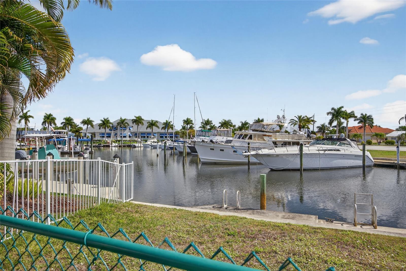 PUNTA GORDA ISLES SEC 01 - Residential