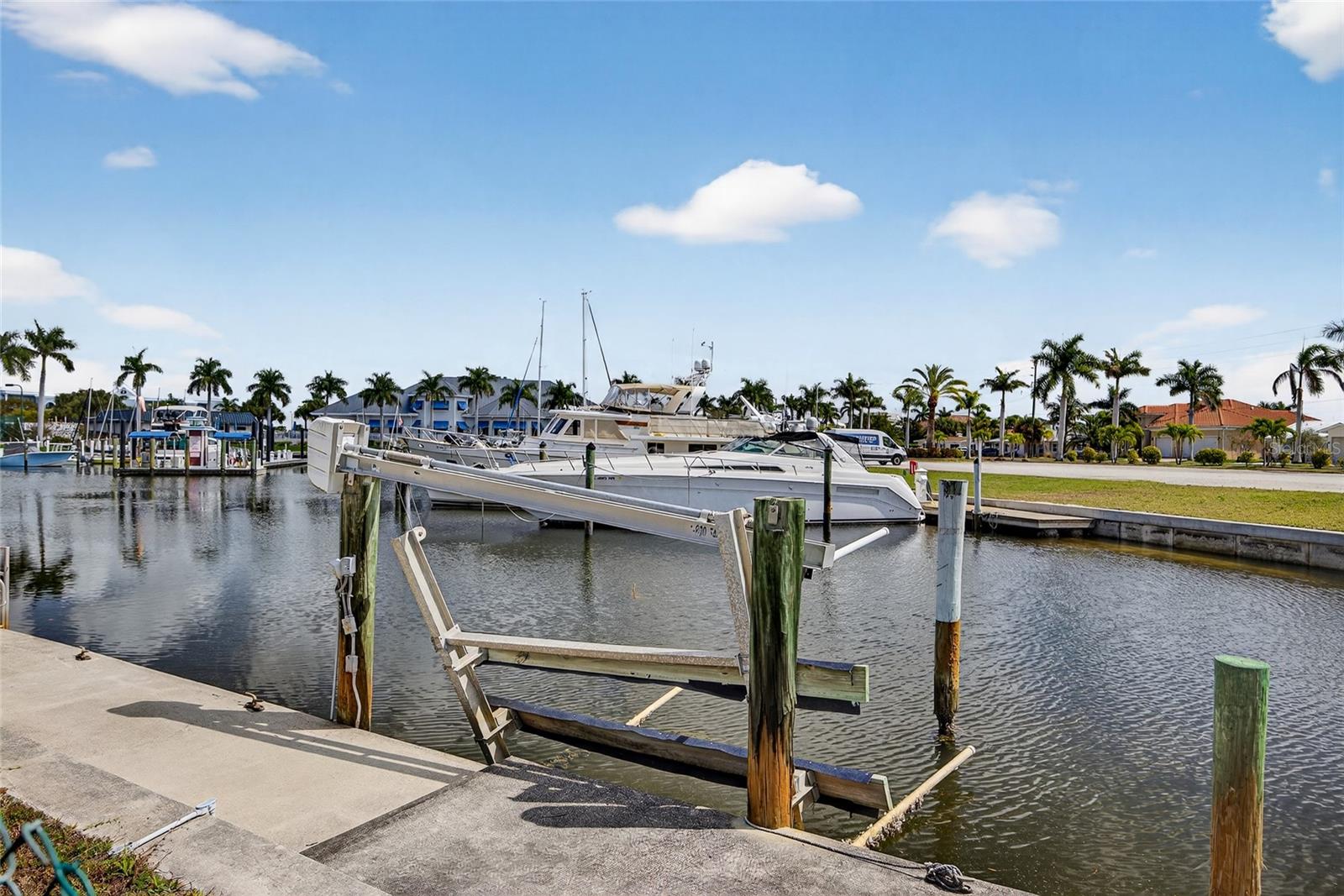 PUNTA GORDA ISLES SEC 01 - Residential