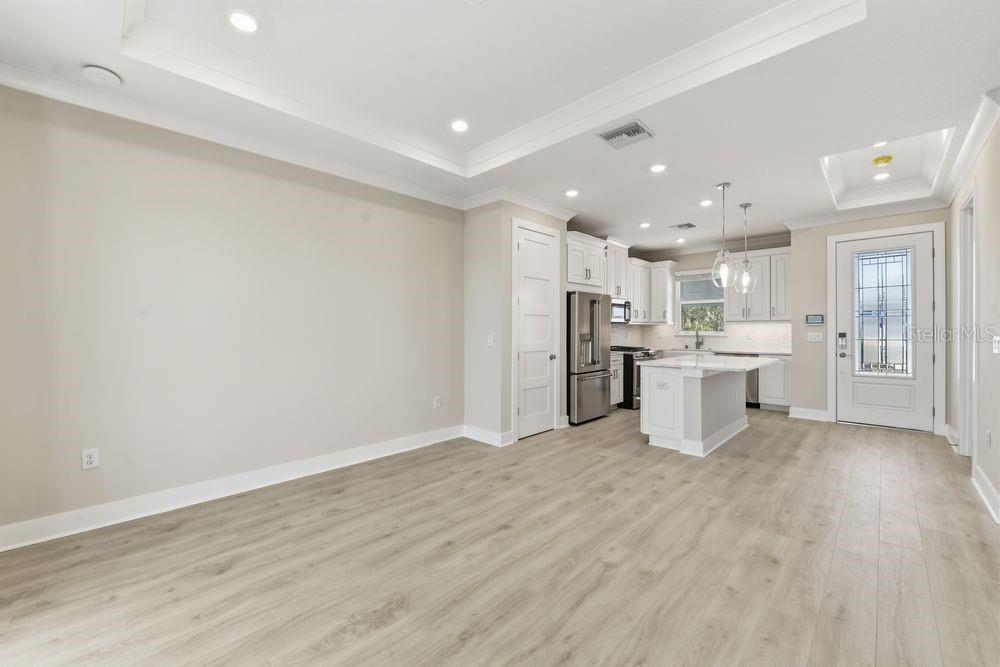 AZARIO ESPLANADE - Residential