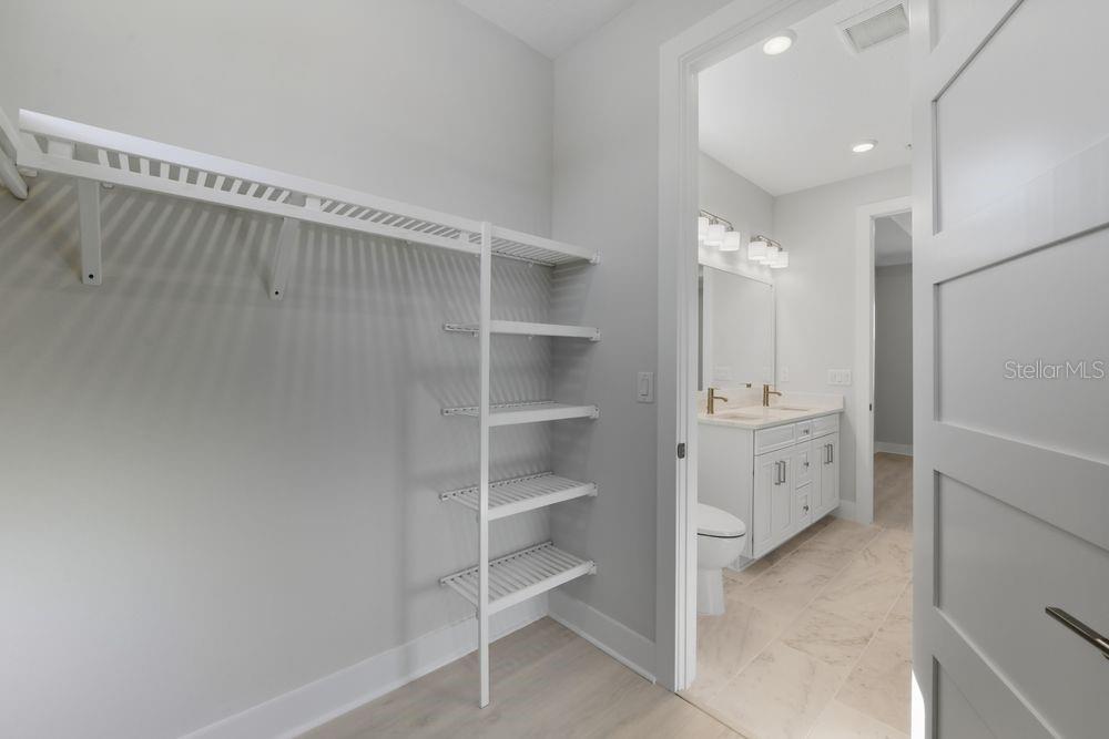 AZARIO ESPLANADE - Residential