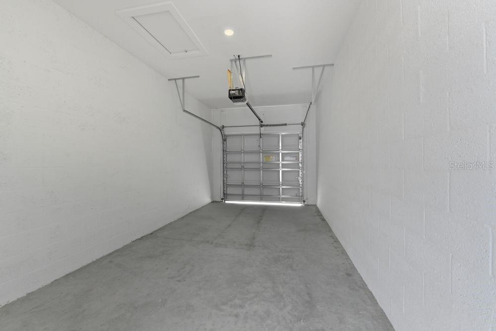 AZARIO ESPLANADE - Residential