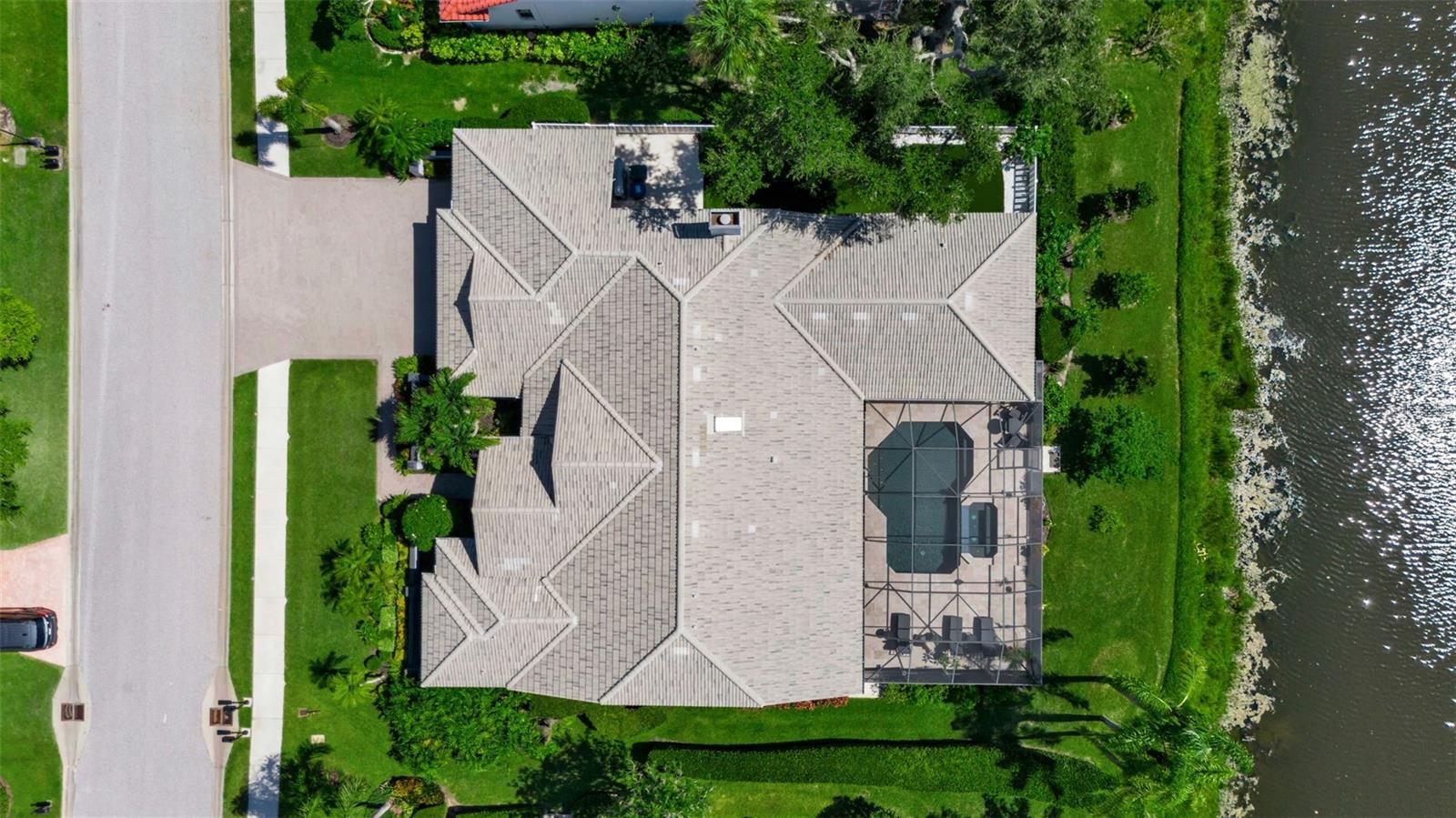 8455 WOODBRIAR DRIVE