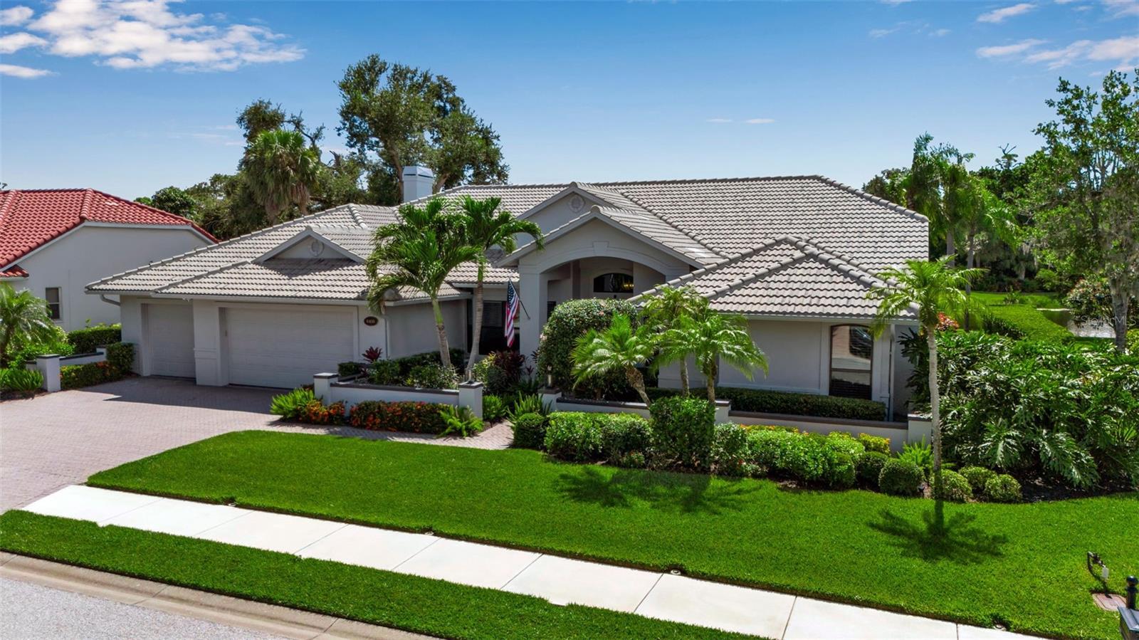 8455 WOODBRIAR DRIVE