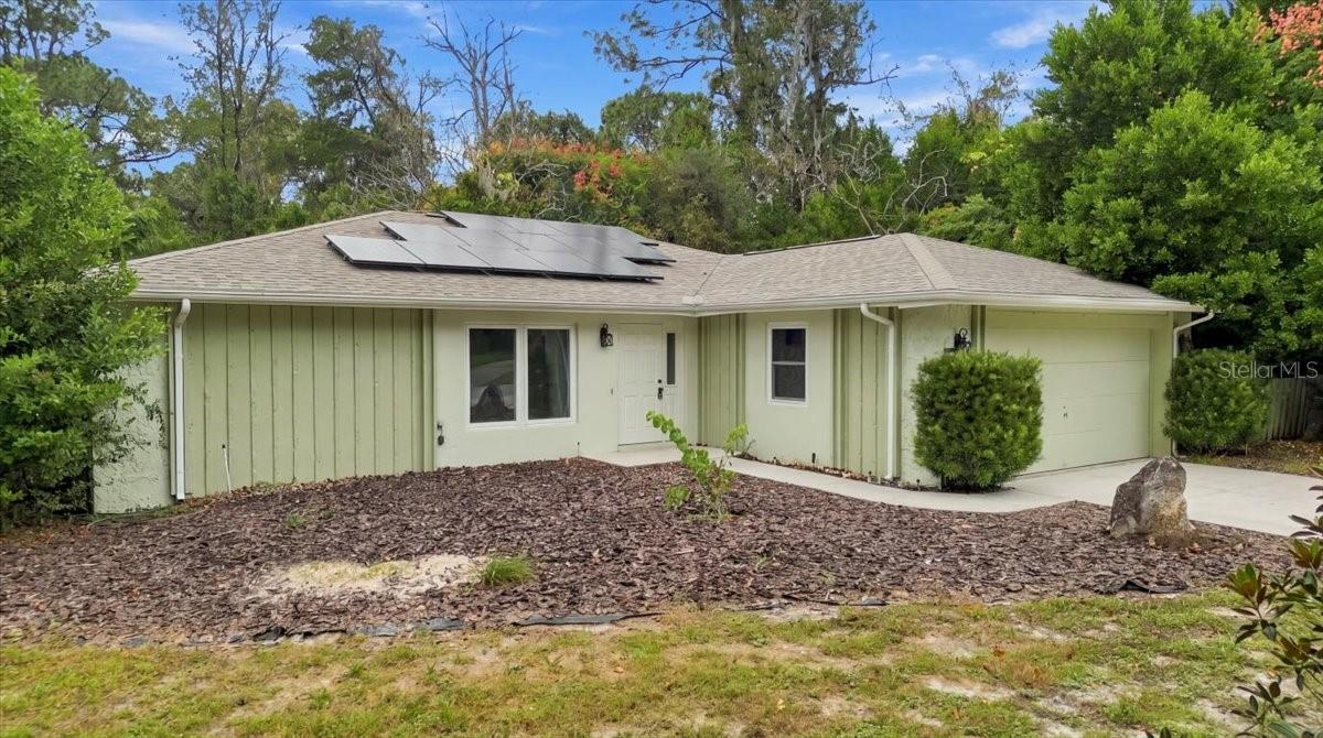 2 SYCAMORE COURT N