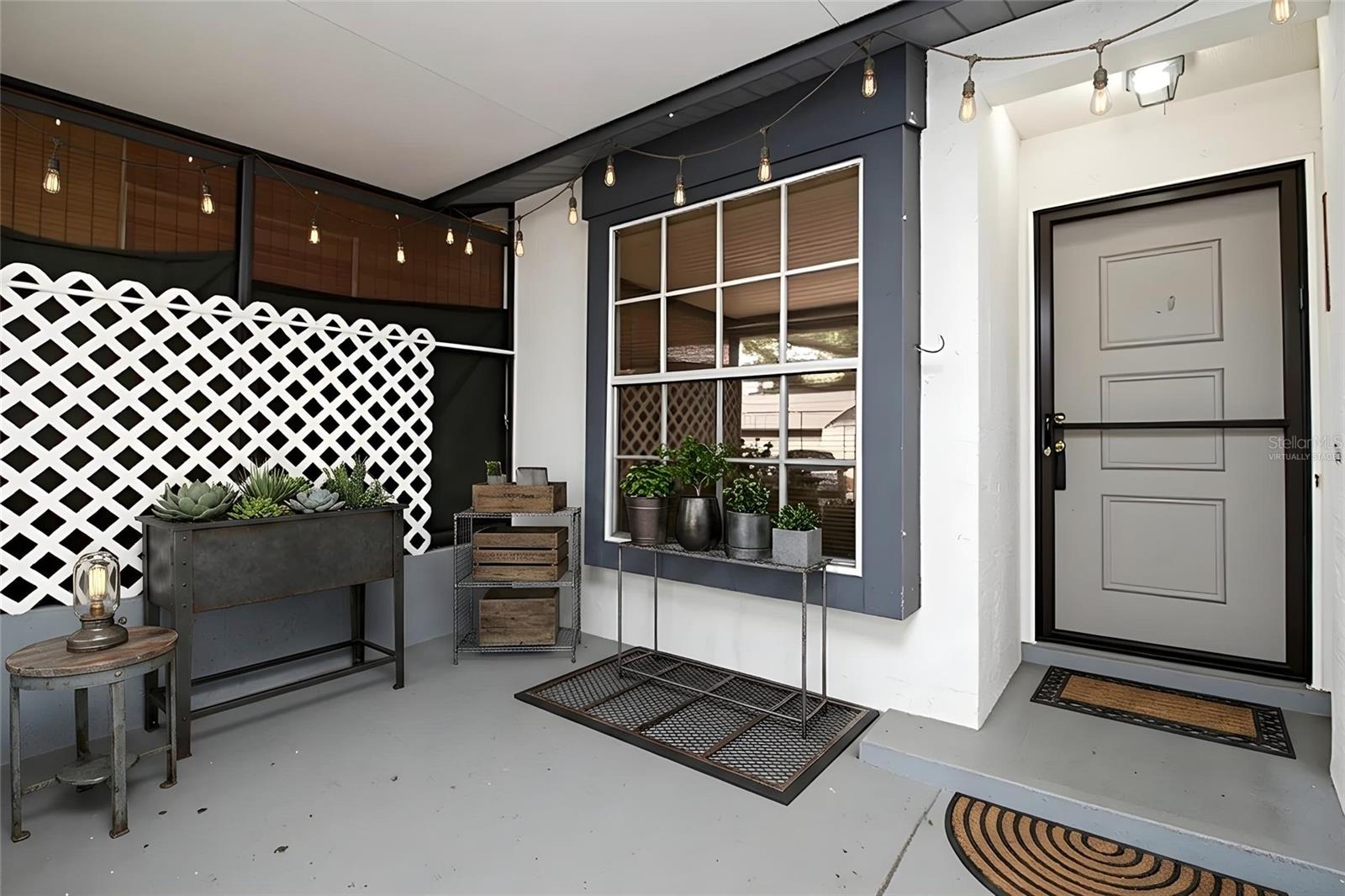 PARKSIDE VILLAS - Residential