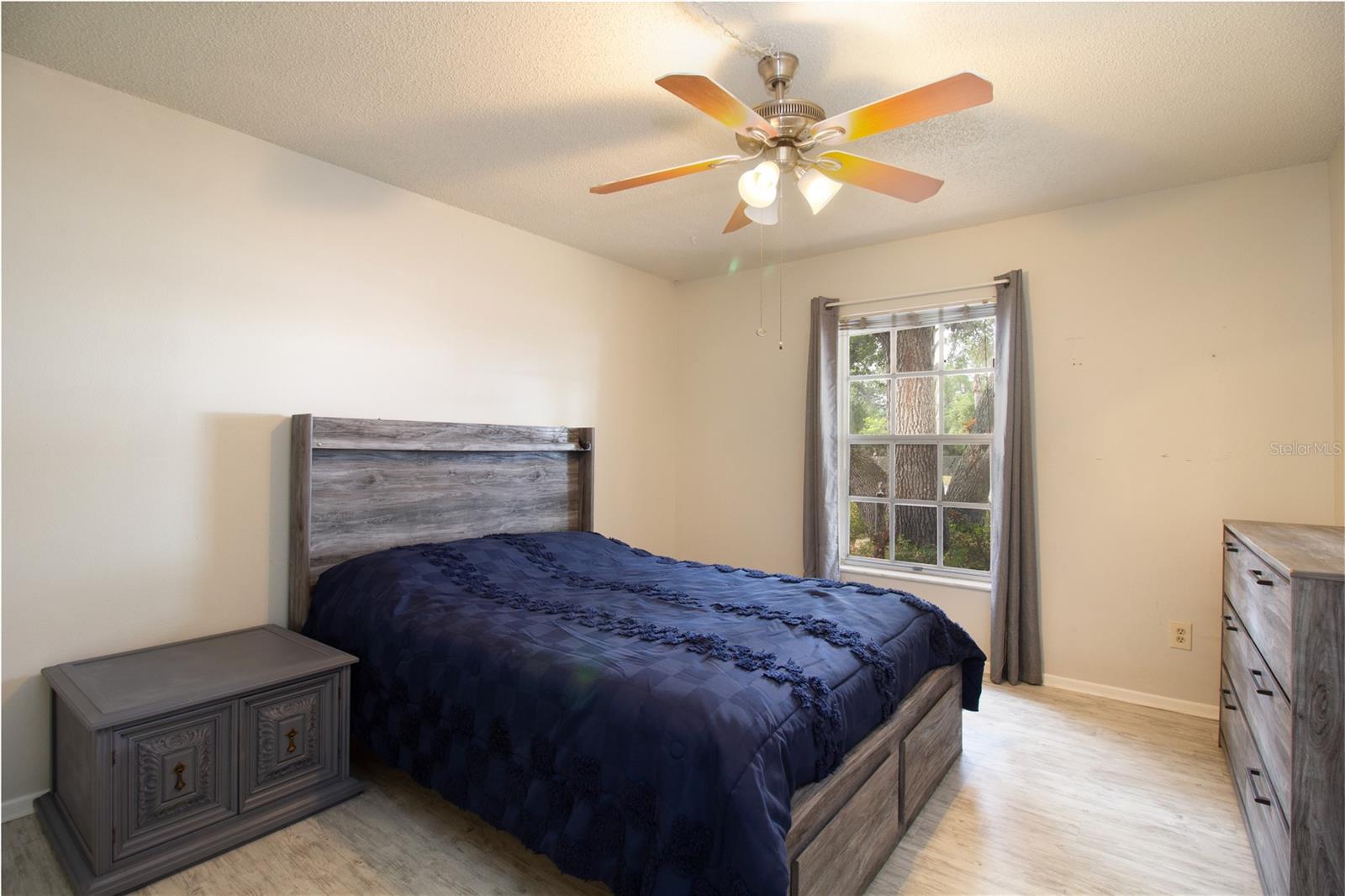 PARKSIDE VILLAS - Residential