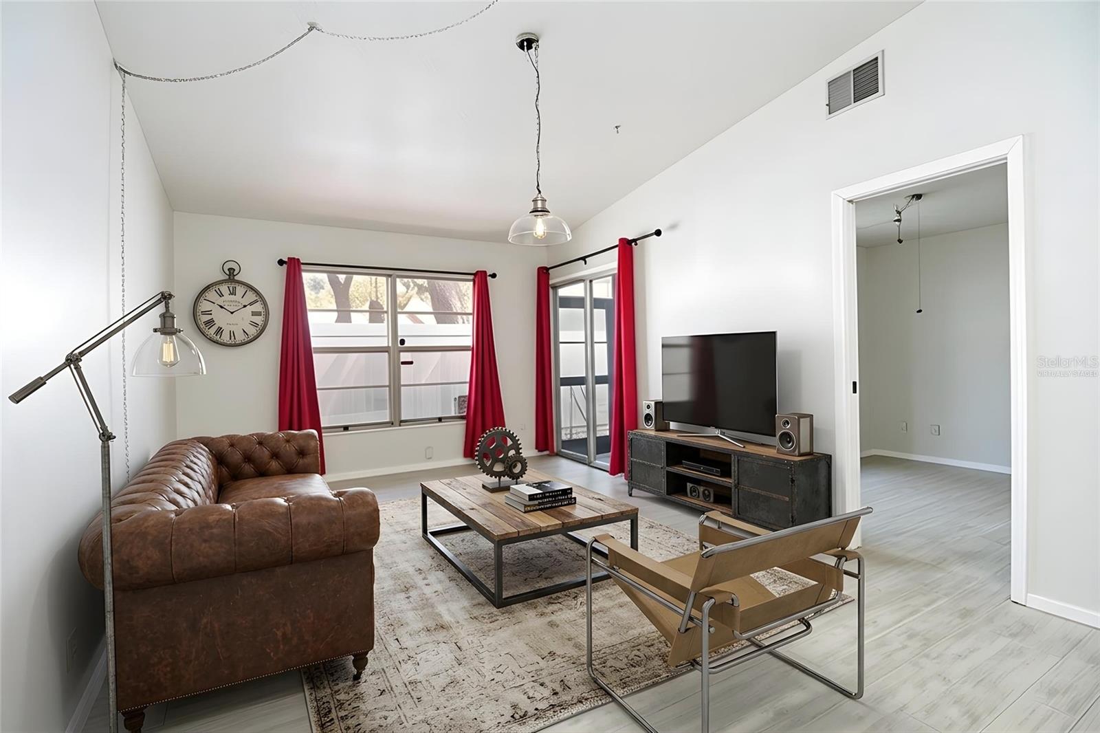 PARKSIDE VILLAS - Residential