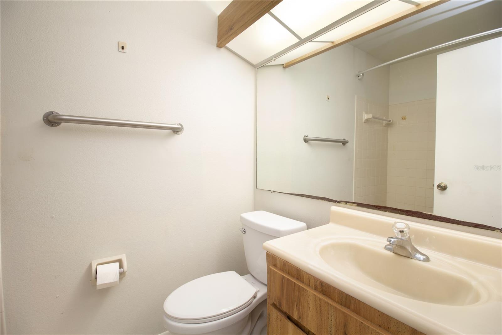 PARKSIDE VILLAS - Residential