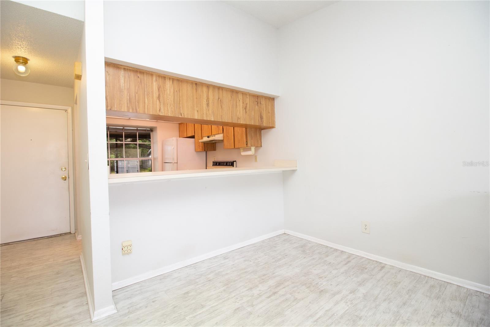 PARKSIDE VILLAS - Residential