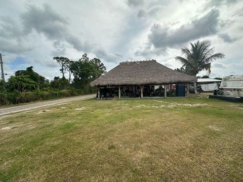 3525 D RD LOXAHATCHEE GROVES FL 33470