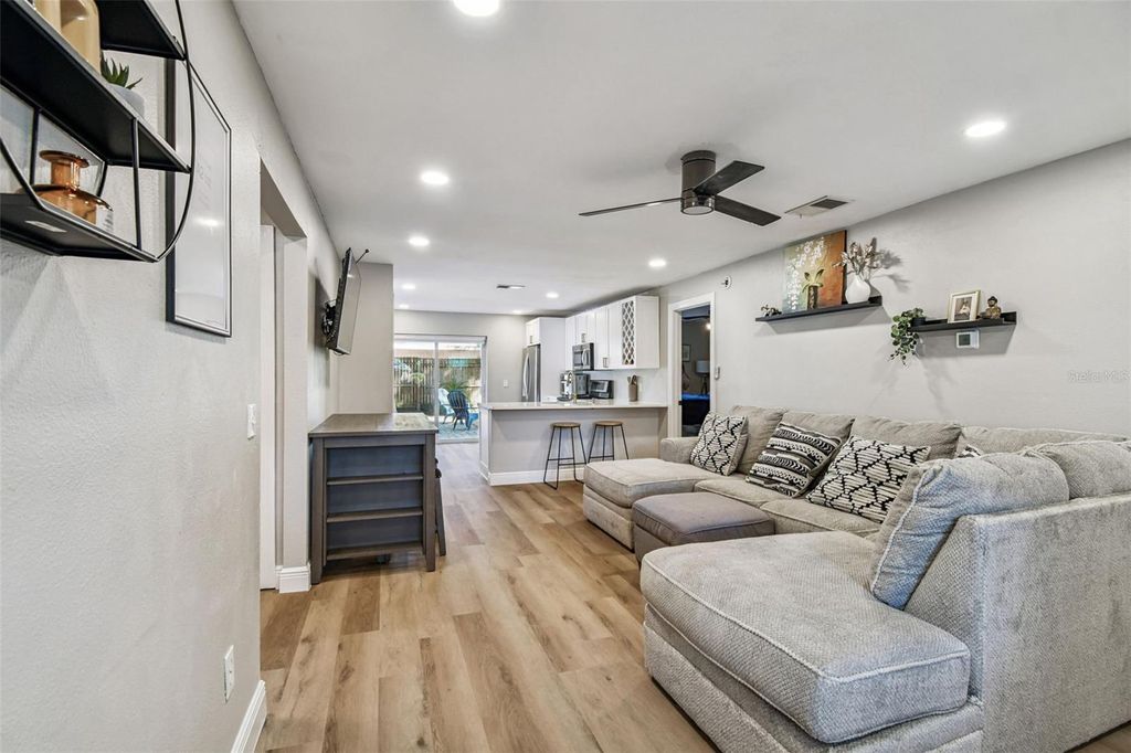 Photo of 1706 E Chelsea Street, Tampa, FL 33610 (MLS # TB8443475)