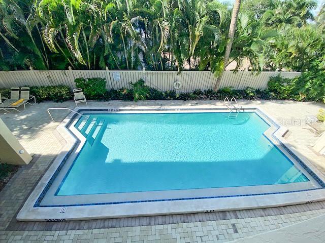 AVIGNON VILLAS - Residential Lease