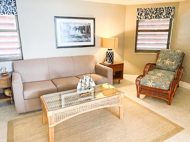 5611 GULF OF MEXICO DRIVE 5