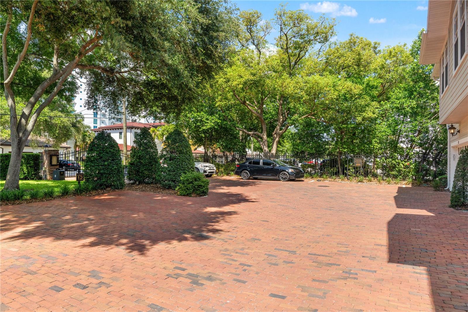 BAYSHORE WALK A CONDO - Residential