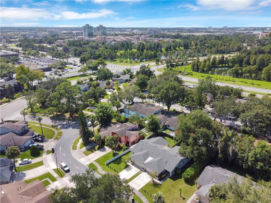 FLORIDA CENTER WINDHOVER RESIDENCE - Residential Income