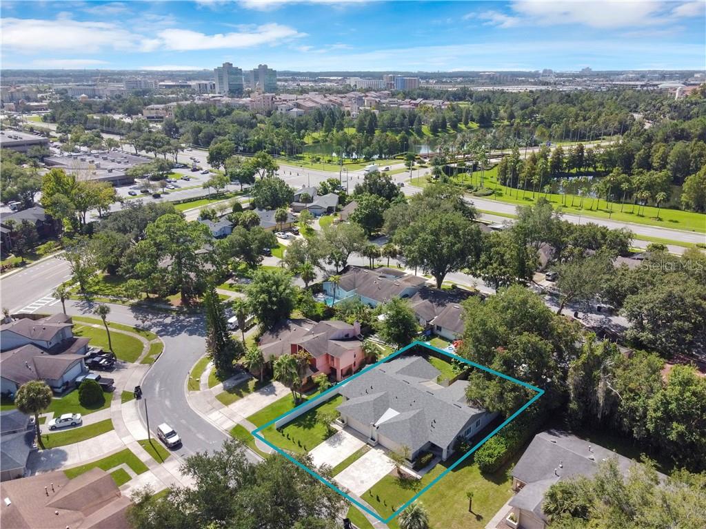 FLORIDA CENTER WINDHOVER RESIDENCE - Residential Income
