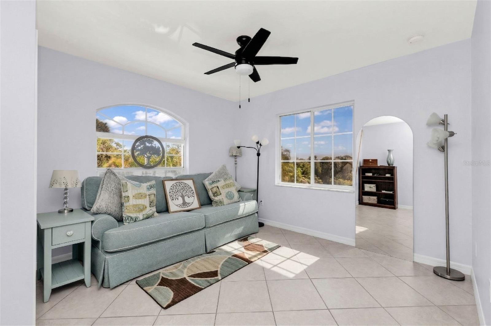 NORTH SHORE KINGSWAY - Residential