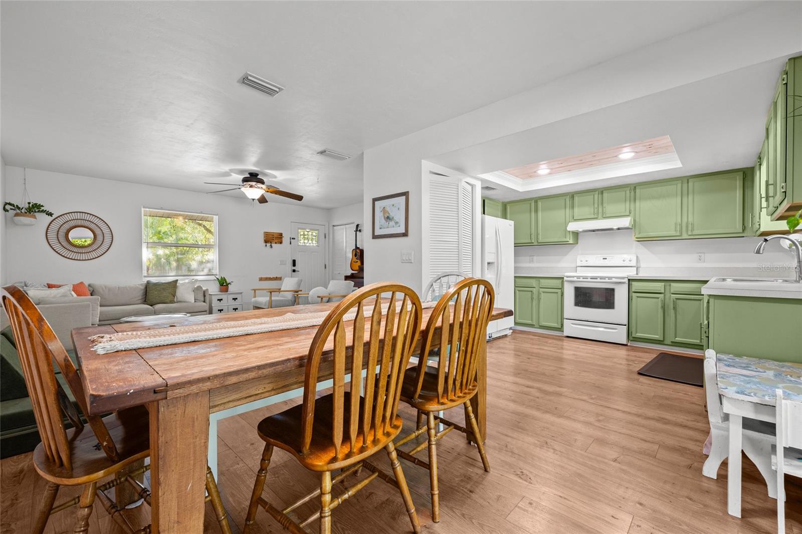 GAINESVILLE TOWN OF PINE PARK - Residential