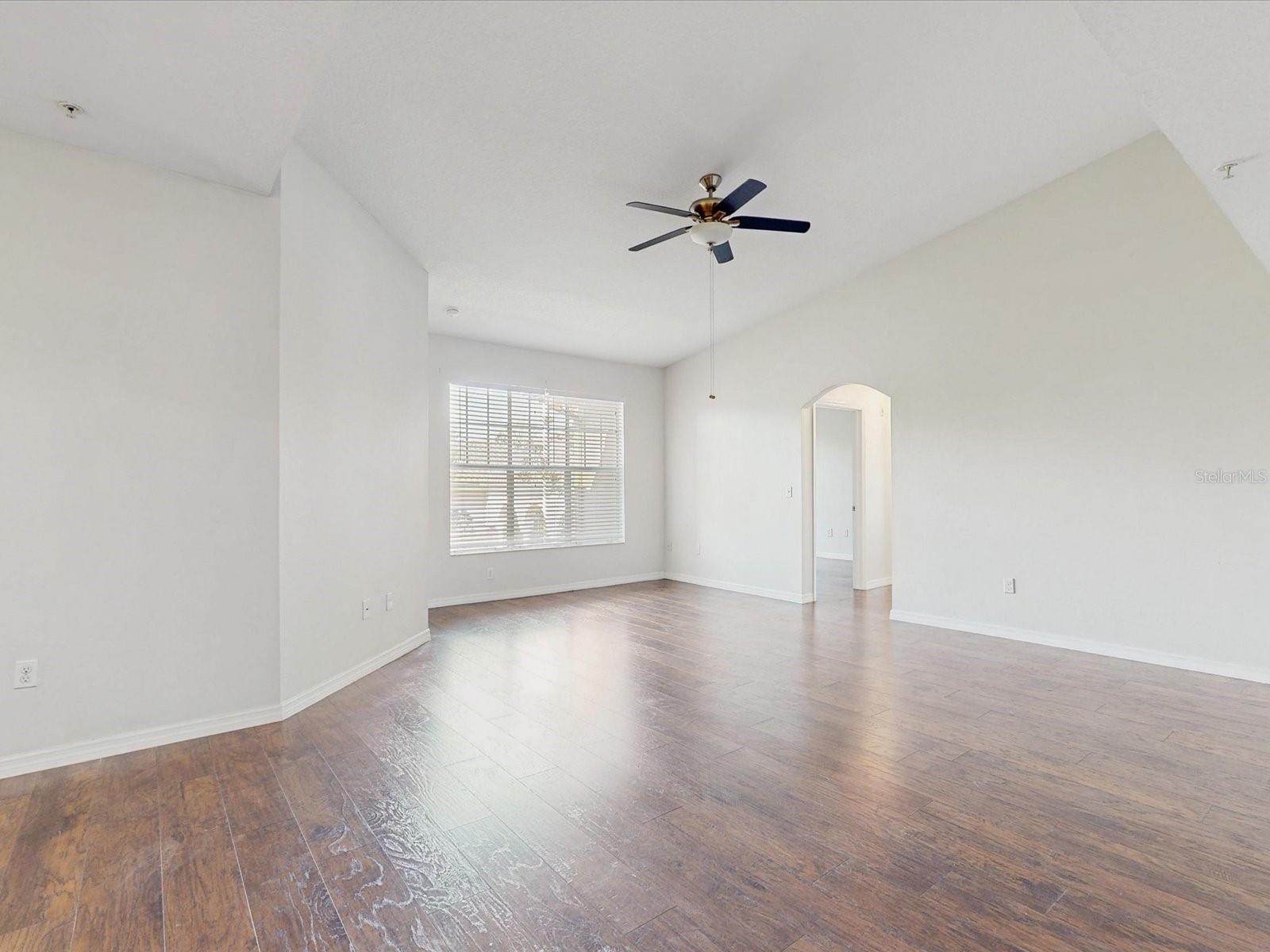 5578 METROWEST BOULEVARD 203