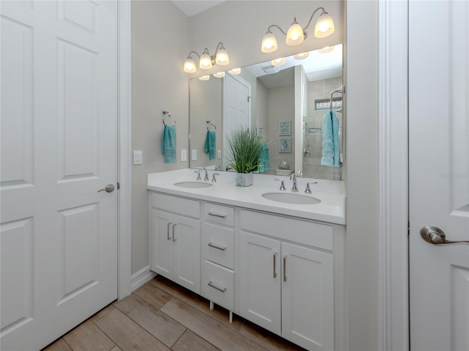 TOSCANA ISLES PH 5 UN 2 - Residential