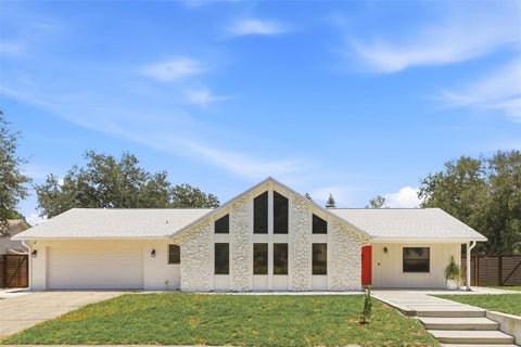 Photo of 4119 Salmon Drive, Orlando, FL 32835 (MLS # O6410142)
