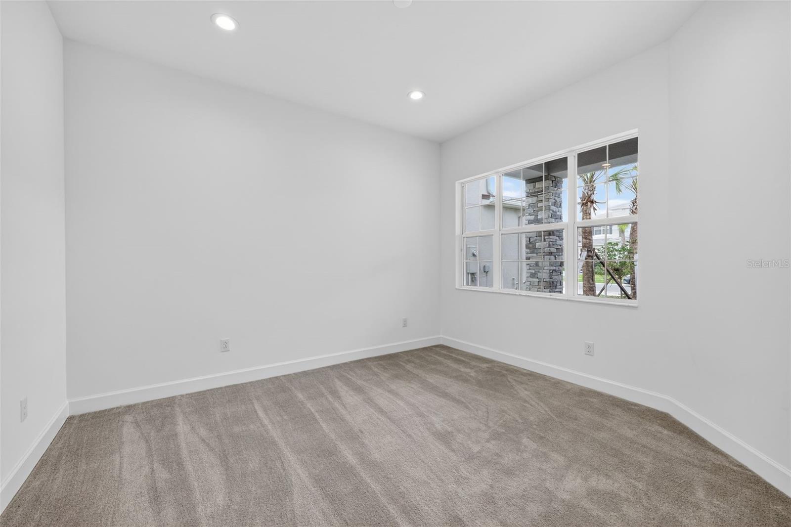 WINDING RIDGE - Residential