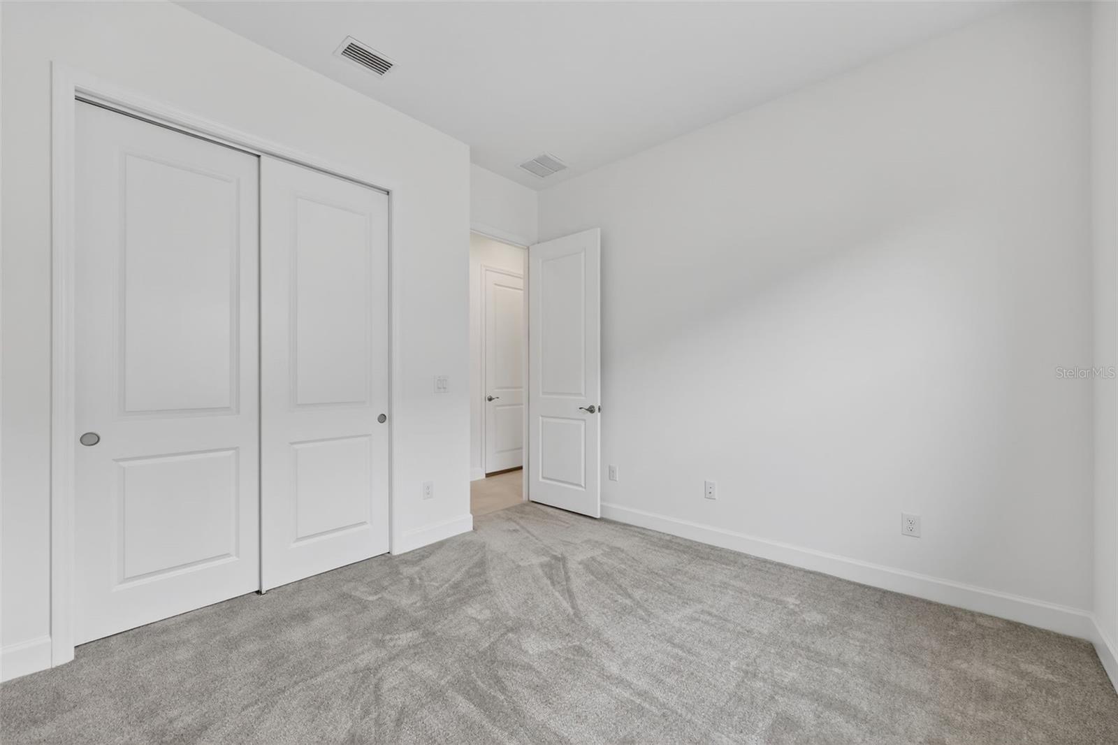 WINDING RIDGE - Residential