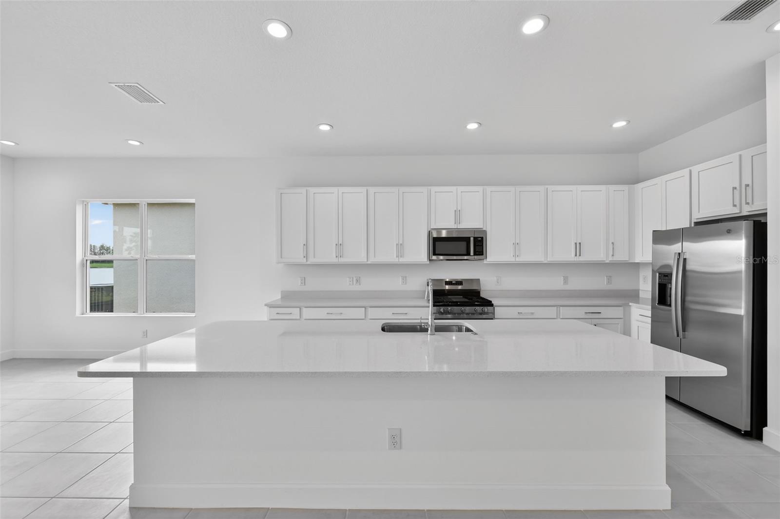 WINDING RIDGE - Residential