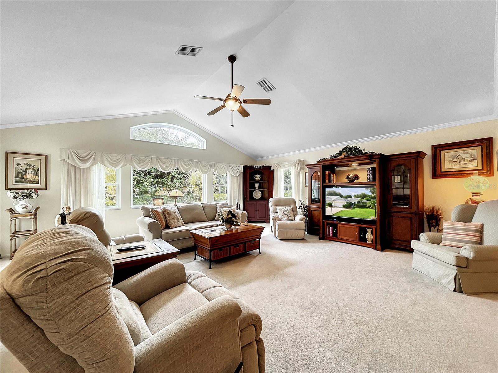 HIGHLAND LAKES UNIT THIRTYFOUR - Residential