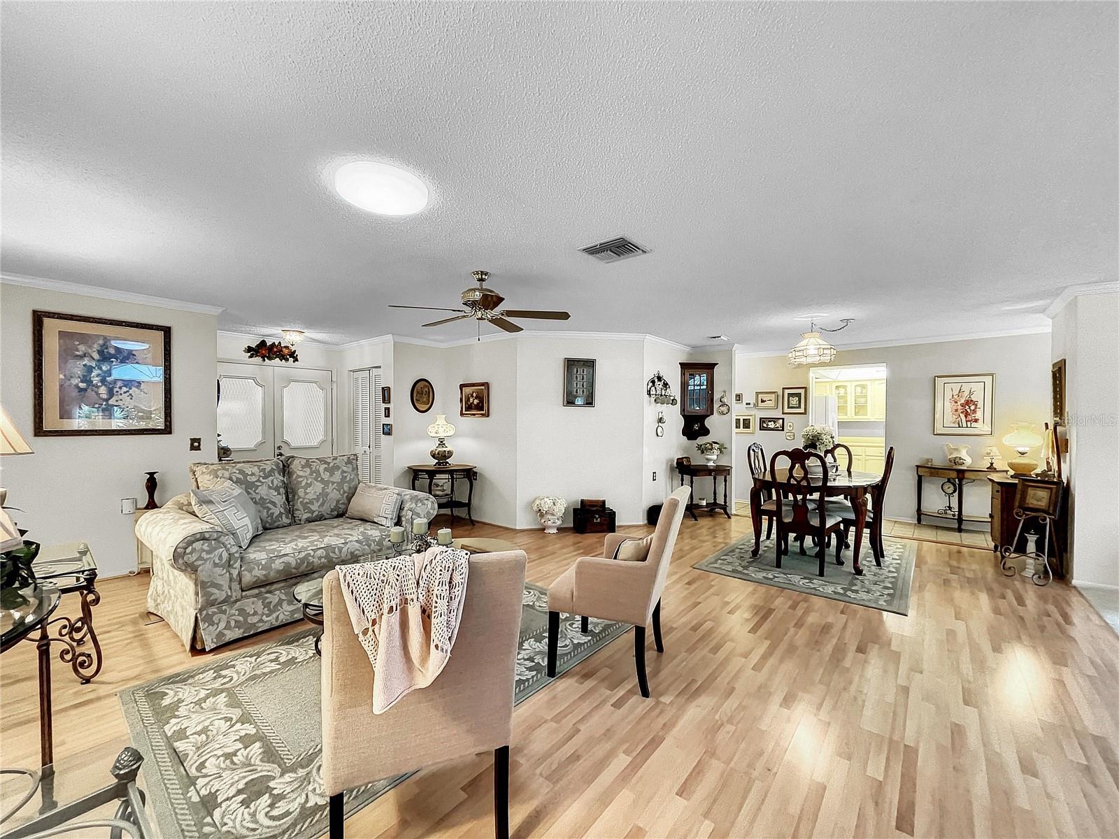 HIGHLAND LAKES UNIT THIRTYFOUR - Residential