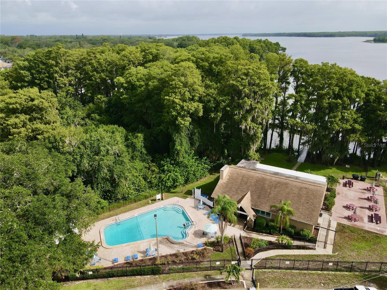 HIGHLAND LAKES UNIT THIRTYFOUR - Residential