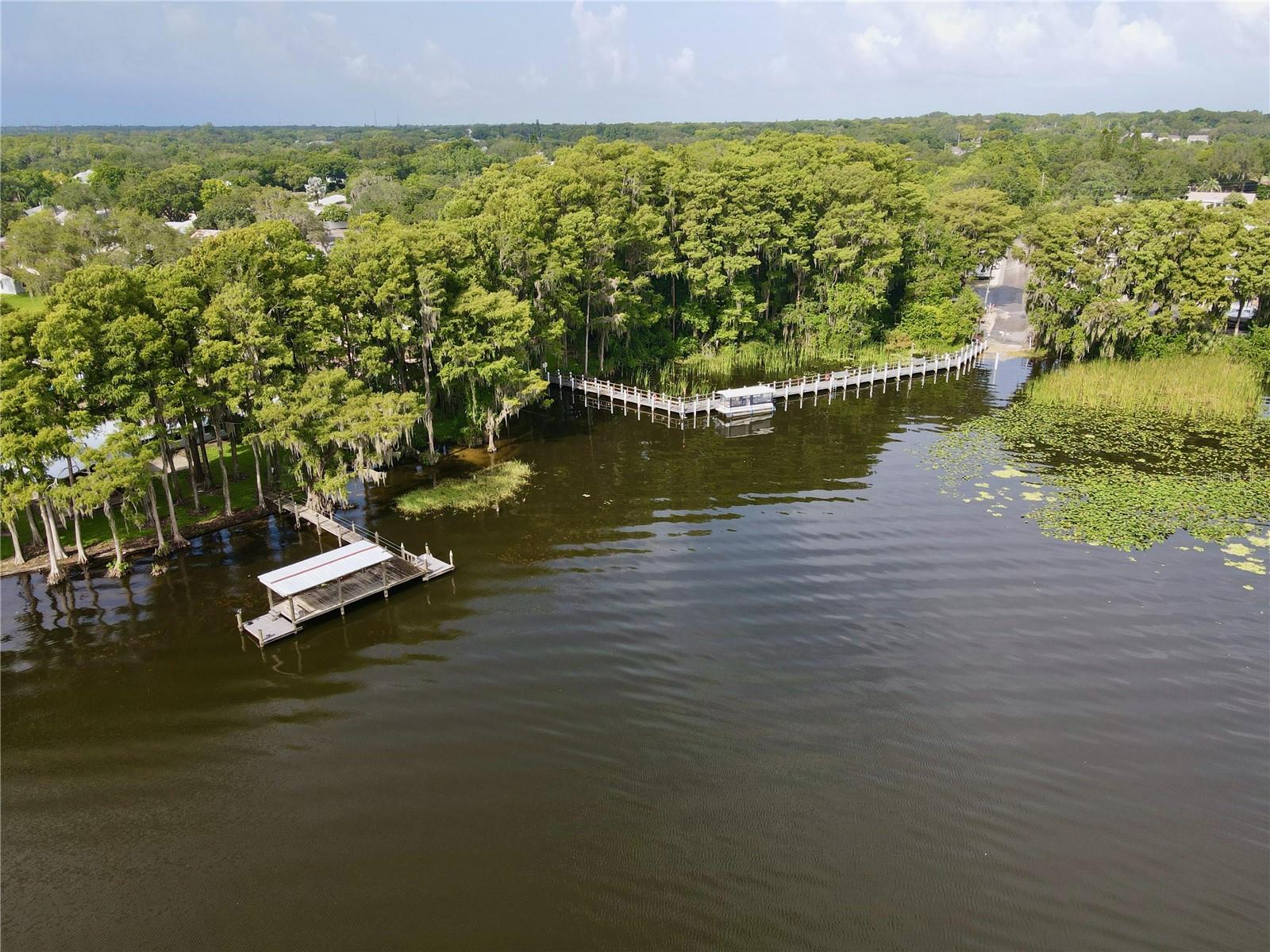 HIGHLAND LAKES UNIT THIRTYFOUR - Residential