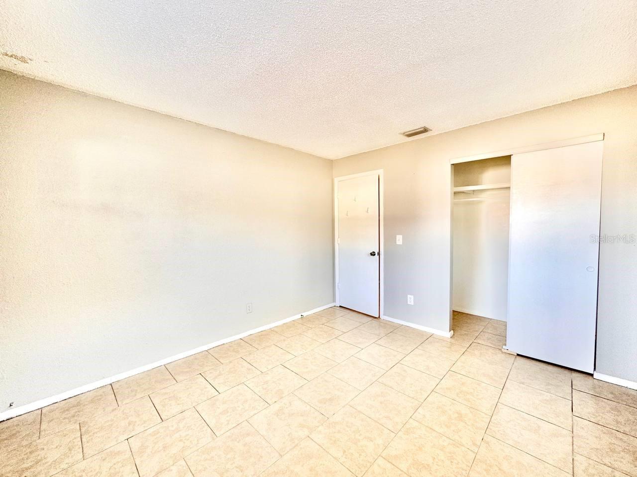 CORAL HEIGHTS SUB - Residential Lease