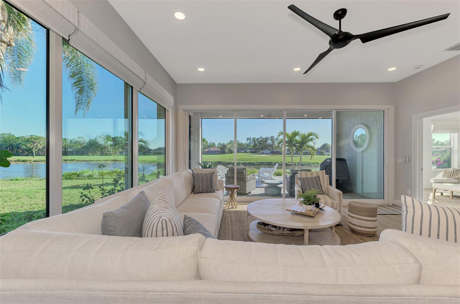 VENICE GOLF & COUNTRY CLUB UNIT 2-B - Residential Lease