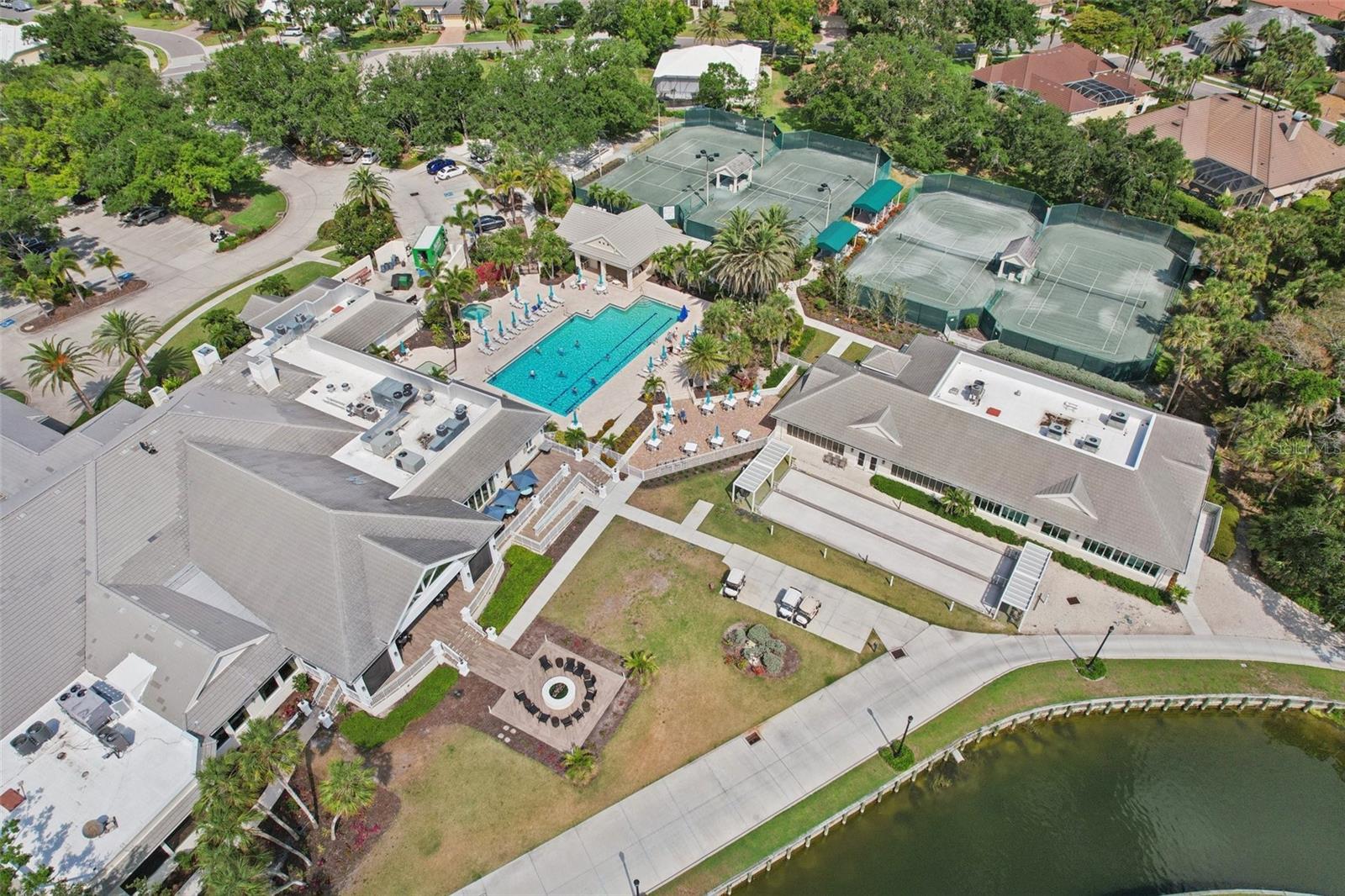 VENICE GOLF & COUNTRY CLUB UNIT 2-B - Residential Lease