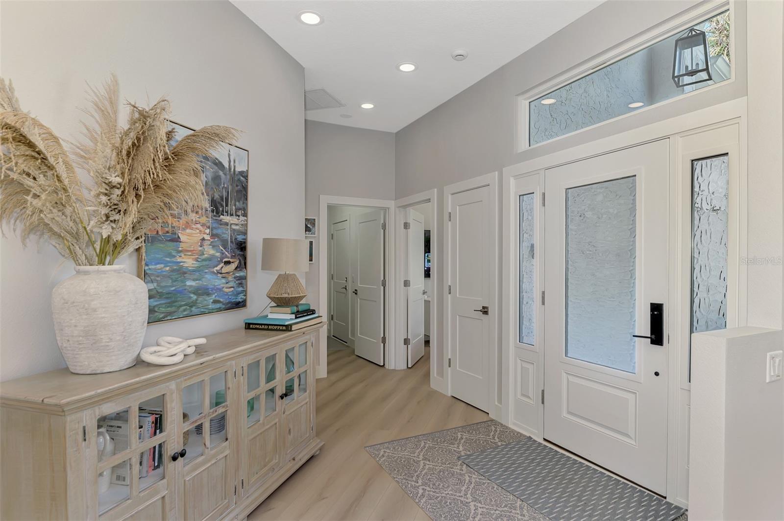 VENICE GOLF & COUNTRY CLUB UNIT 2-B - Residential Lease