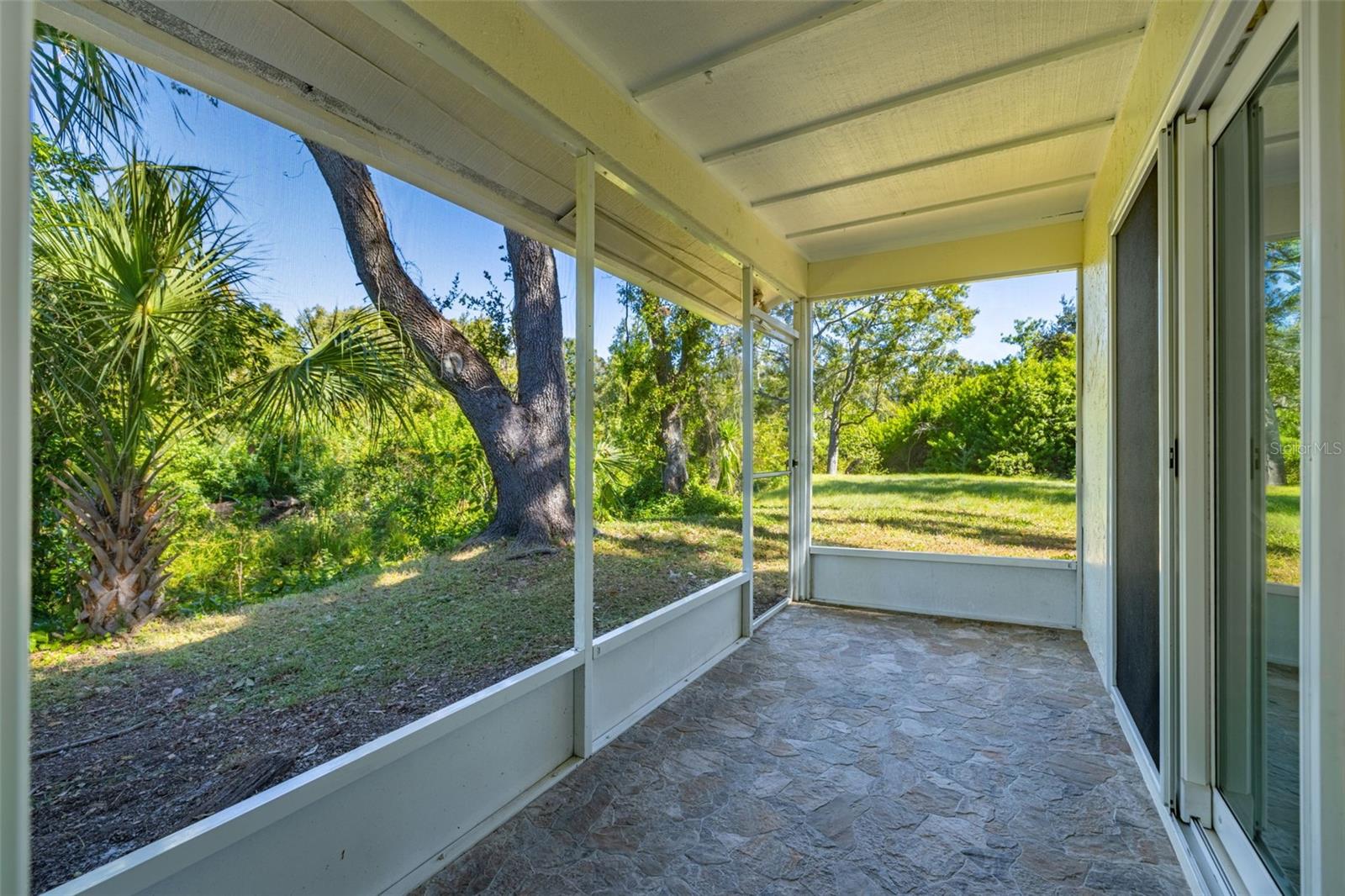 STRATHMORE GATE-WEST - Residential