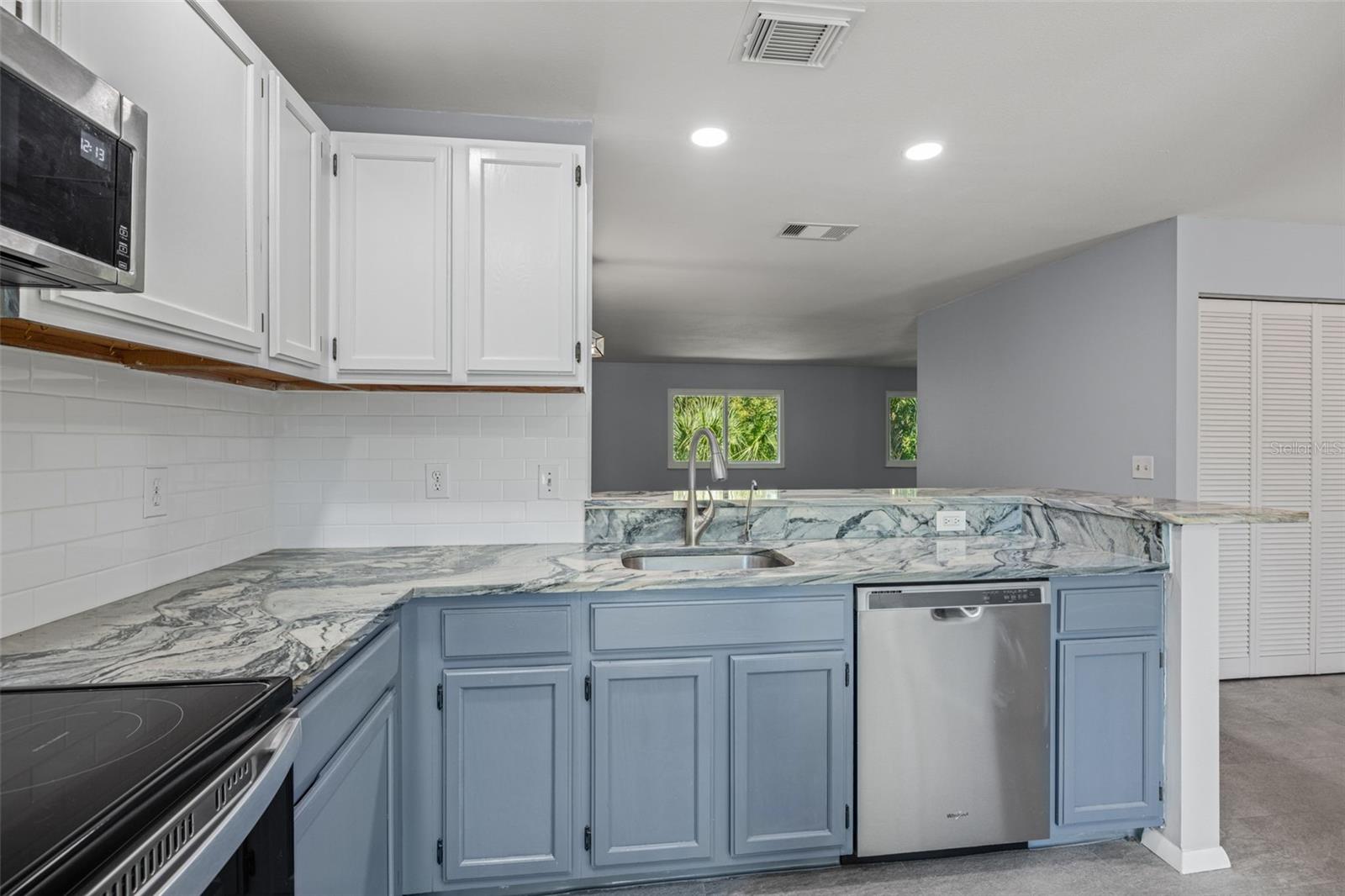 STRATHMORE GATE-WEST - Residential