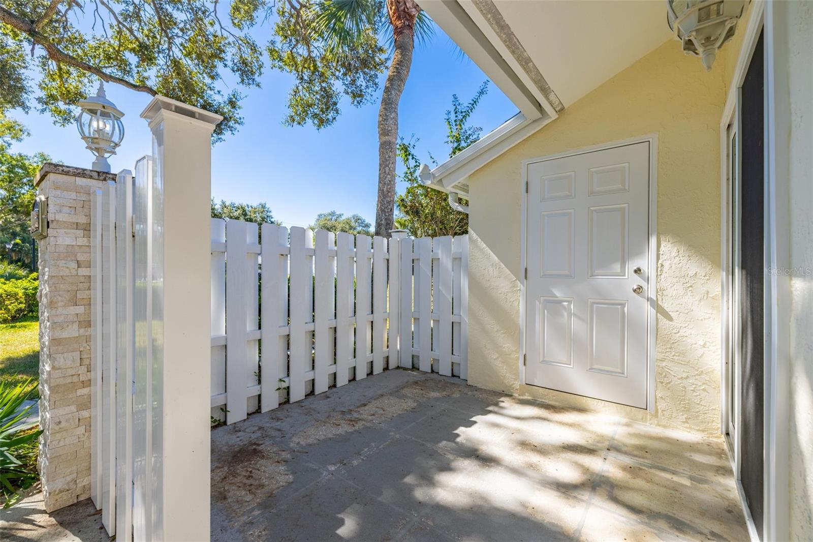 STRATHMORE GATE-WEST - Residential