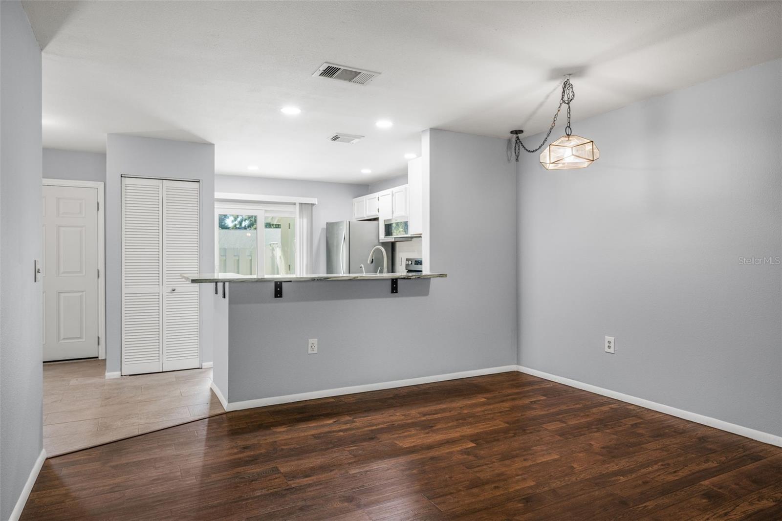 STRATHMORE GATE-WEST - Residential