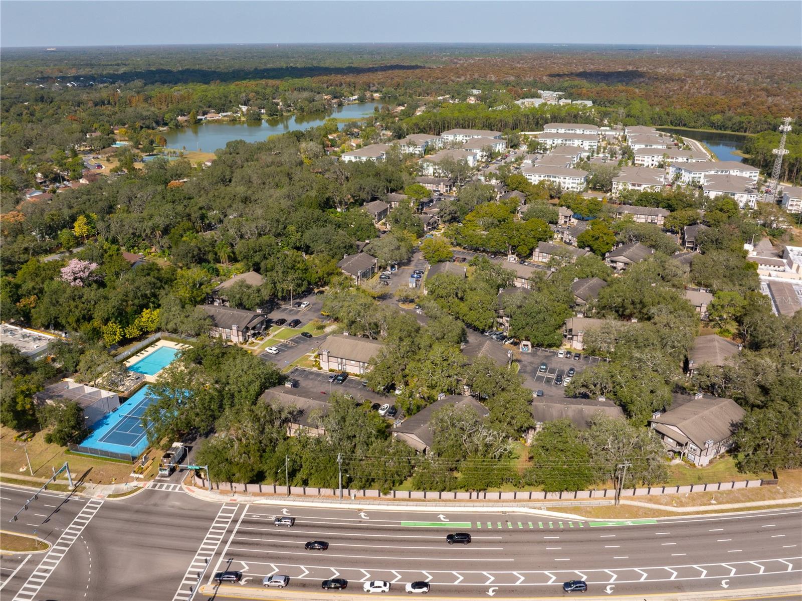 NORTH OAKS CONDO 01 - Residential